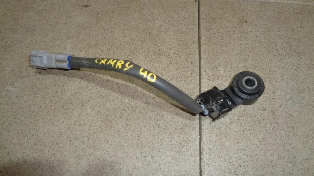 Датчик детонации Toyota Camry XV40