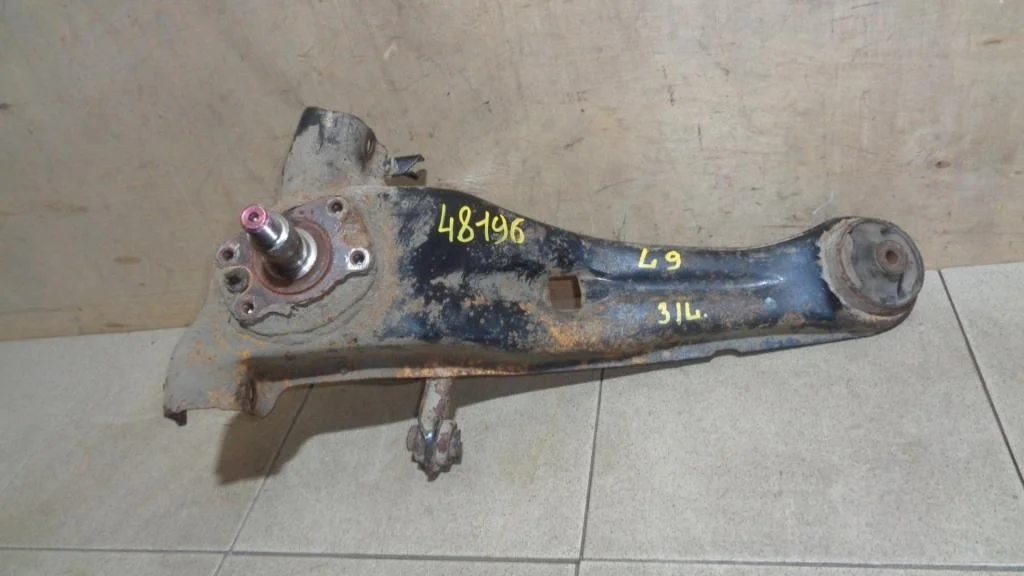 Рычаг задний продольный левый Mitsubishi Lancer 9 CS