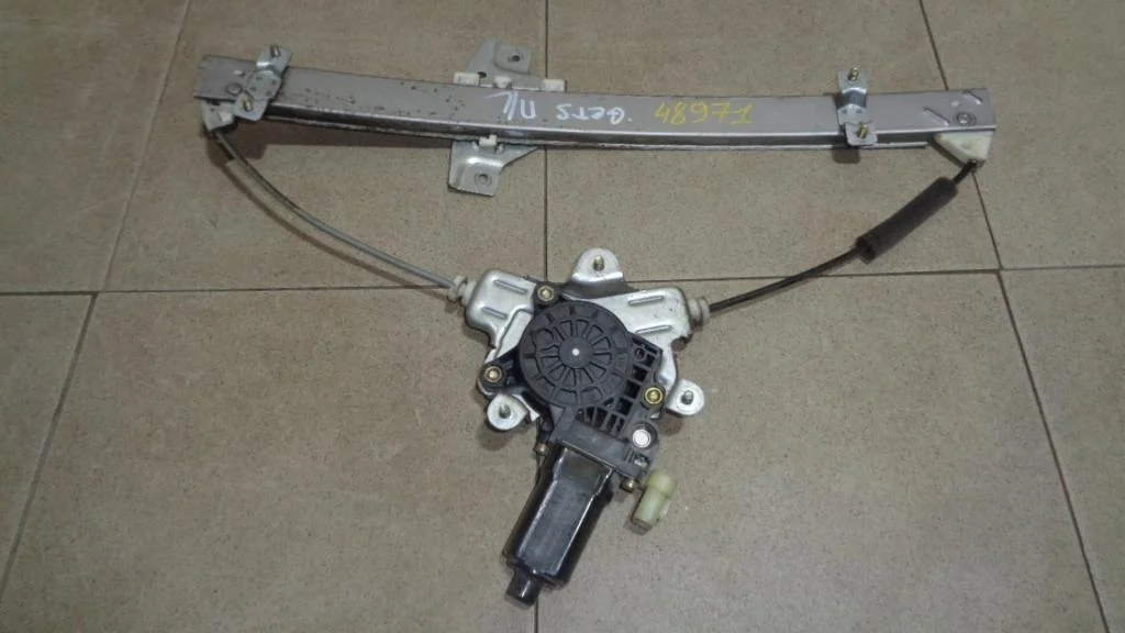 Стеклоподъемник передний левый Hyundai Getz TB