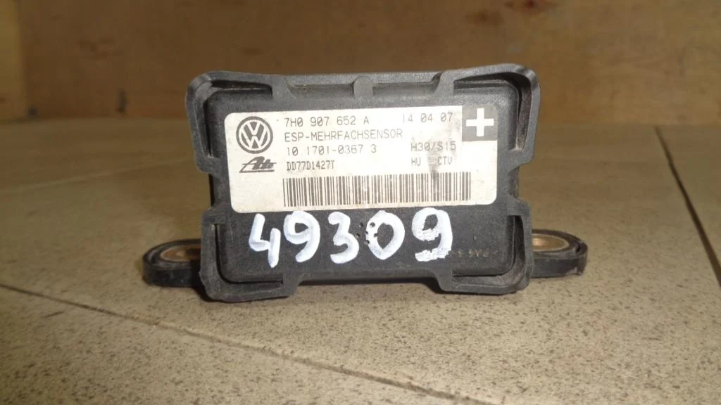 Датчик ускорения Volkswagen Touareg 1 GP