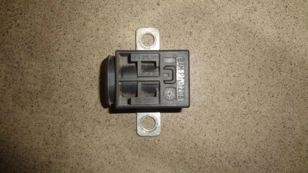 Пиропатрон акб Volkswagen Touareg 1 GP