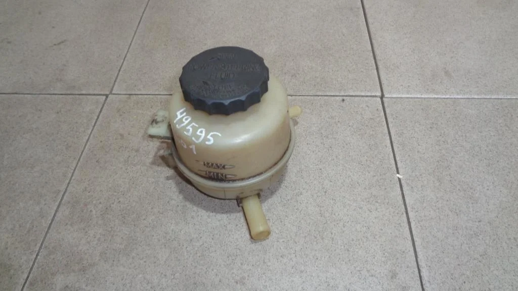 Бачок гидроусилителя Kia RIO 1 DC