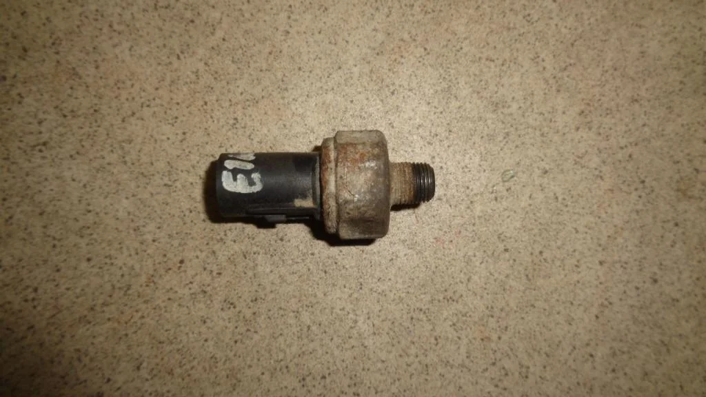 Датчик давления масла Hyundai Elantra HD