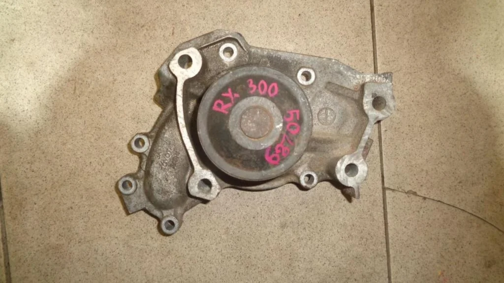 Помпа Lexus RX300 XU30
