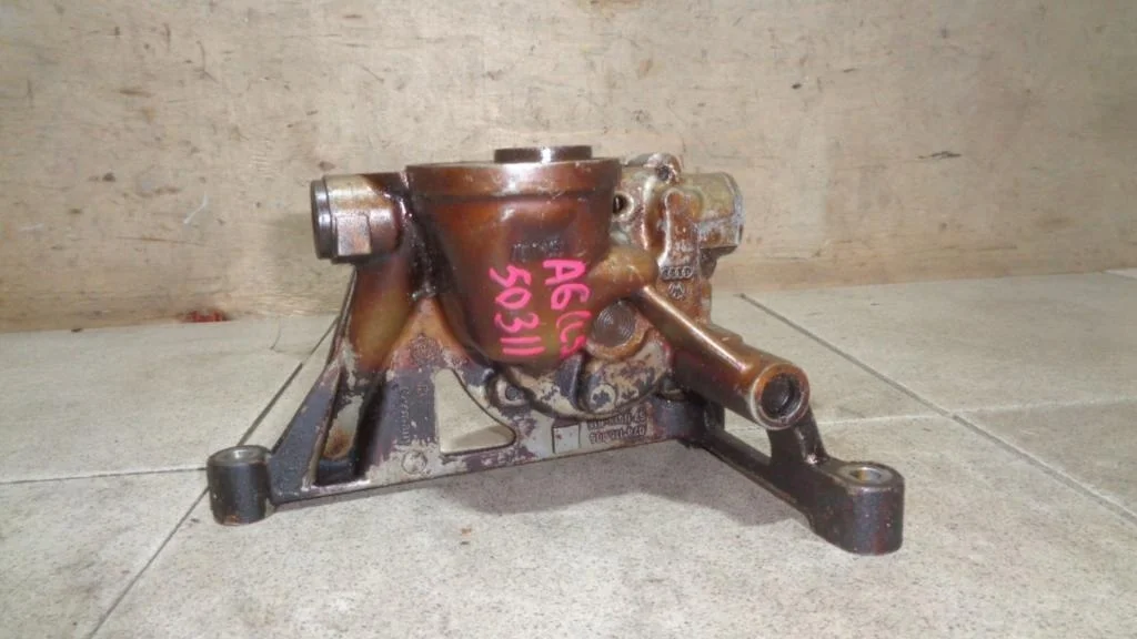 Насос масляный Audi A6 C5