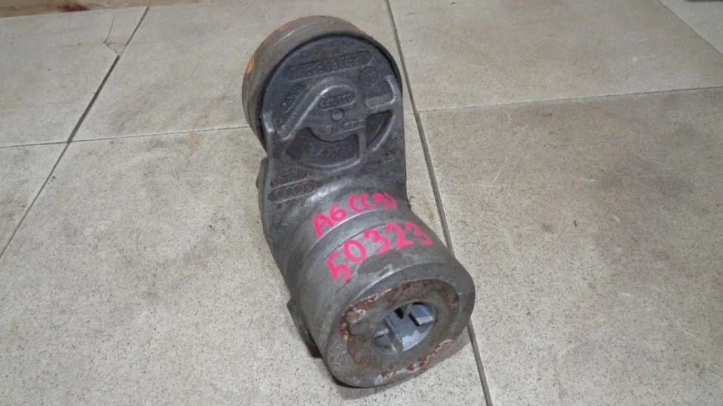 Натяжитель ремня Audi A6 C5