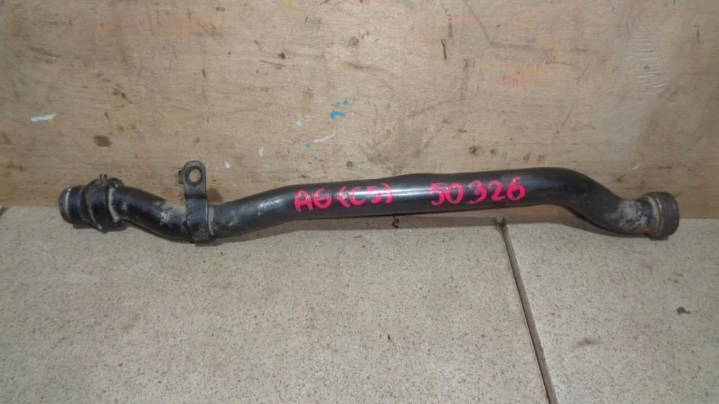 Трубка охлаждающей жидкости Audi A6 C5