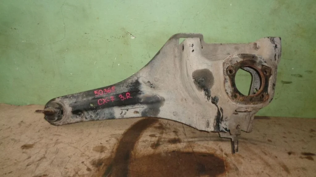 Рычаг задний продольный правый Mazda CX-7 ER