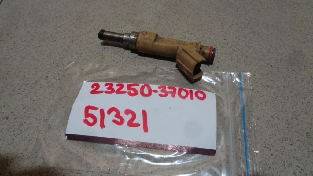 Форсунка топливная Toyota Auris E150