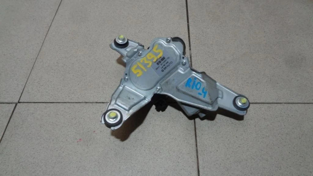 Моторчик дворника задний Kia RIO 4 FB