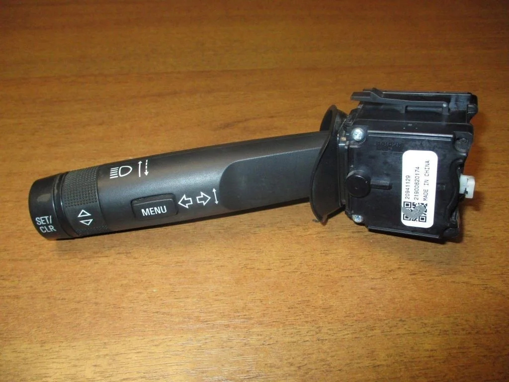 Переключатель поворотов подрулевой Chevrolet Cruze J300