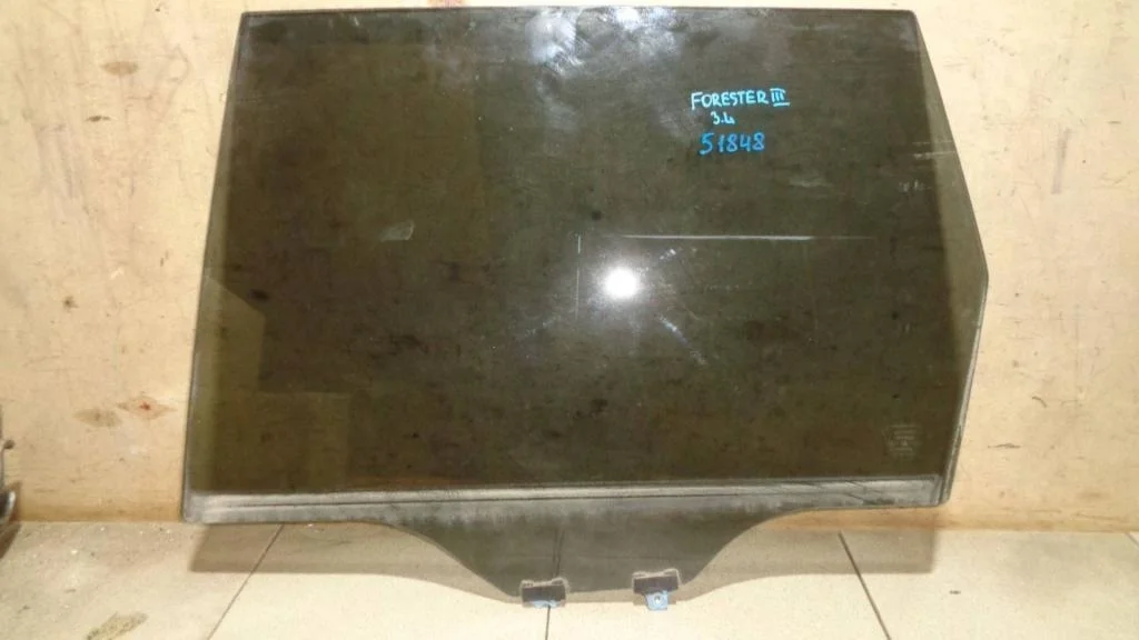 Стекло двери задней левой Subaru Forester S12, SH