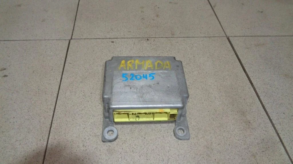 Блок управления air bag Nissan Armada 2003 TA60