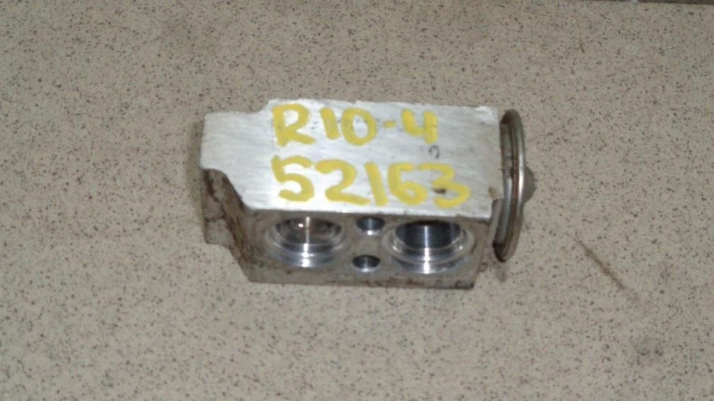 Клапан кондиционера Kia RIO 4 FB