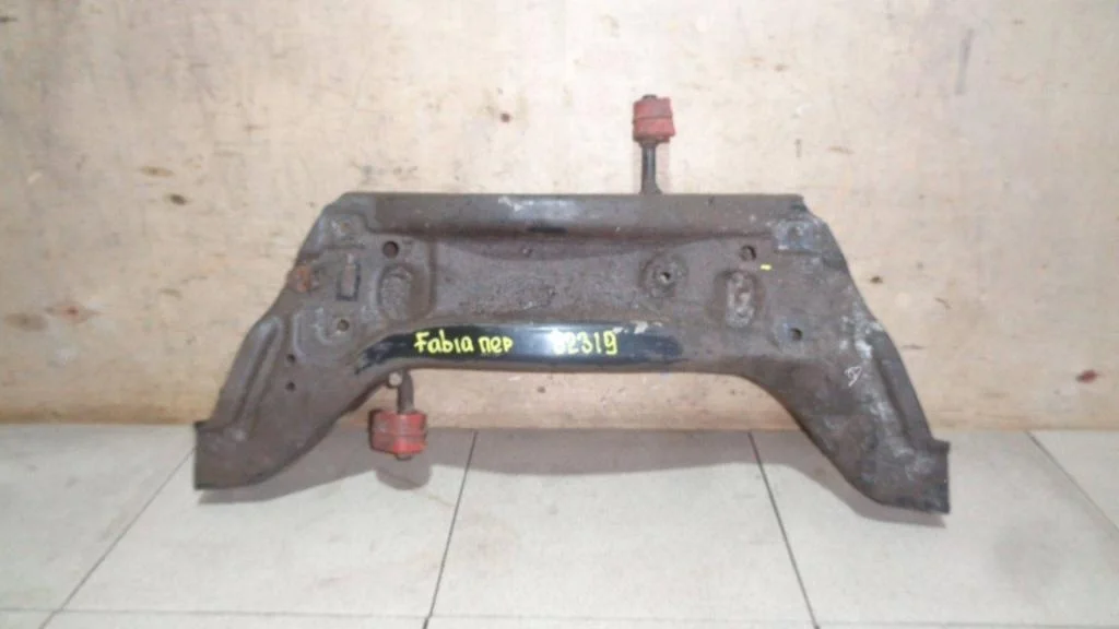 Подрамник Skoda Fabia 1 2005 6Y