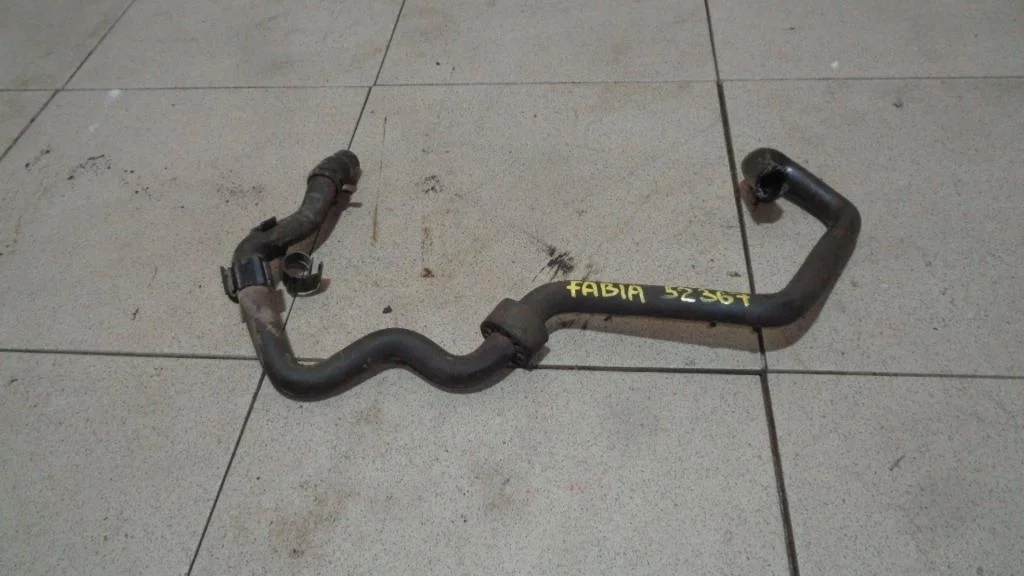 Шланг системы охлаждения Skoda Fabia 1 2005 6Y