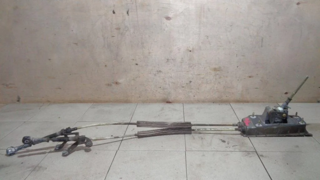 Кулиса мкпп Skoda Fabia 1 2005 6Y