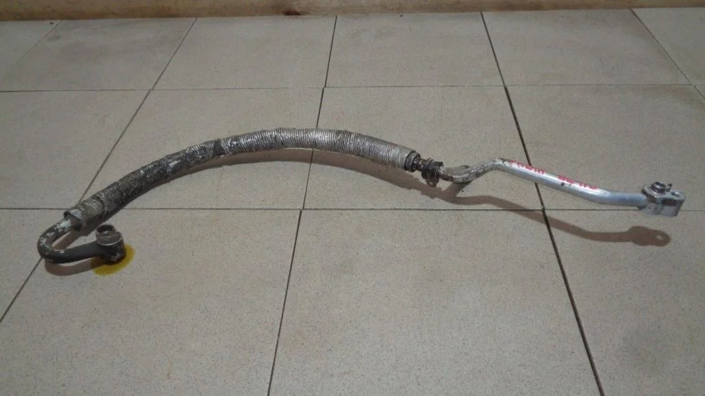 Трубка кондиционера Skoda Fabia 1 2005 6Y