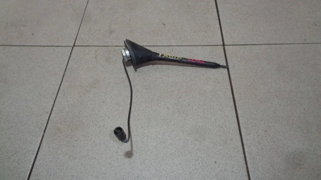 Антенна Skoda Fabia 1 2005 6Y