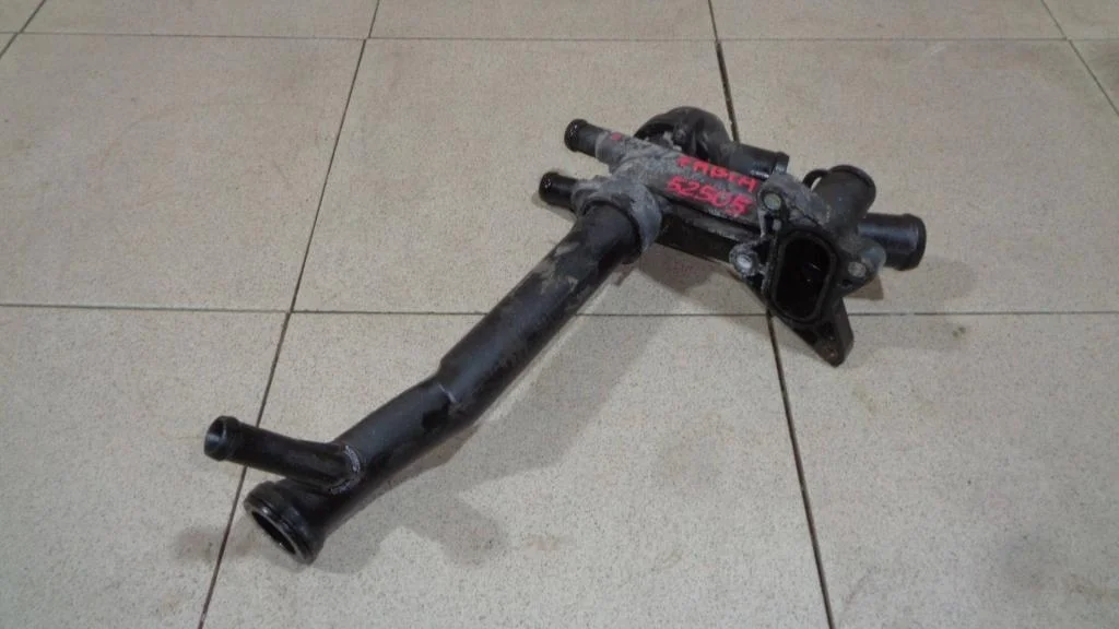 Корпус термостата Skoda Fabia 1 2005 6Y