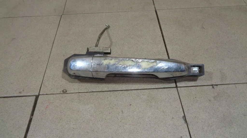 Ручка двери задней наружная правая Mitsubishi L200 2008 KA, KB