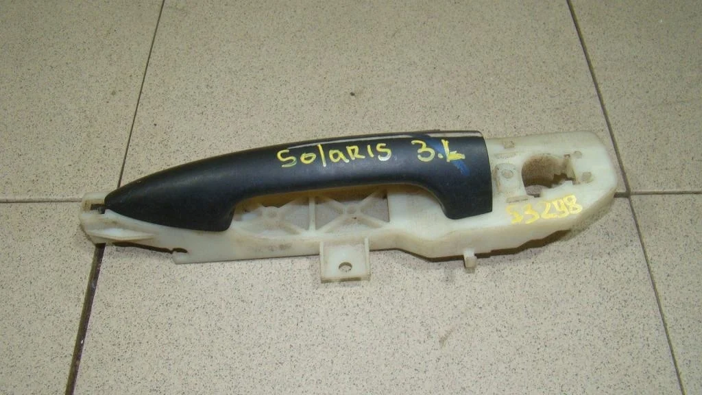 Ручка двери задней наружная левая Hyundai Solaris 1 RB