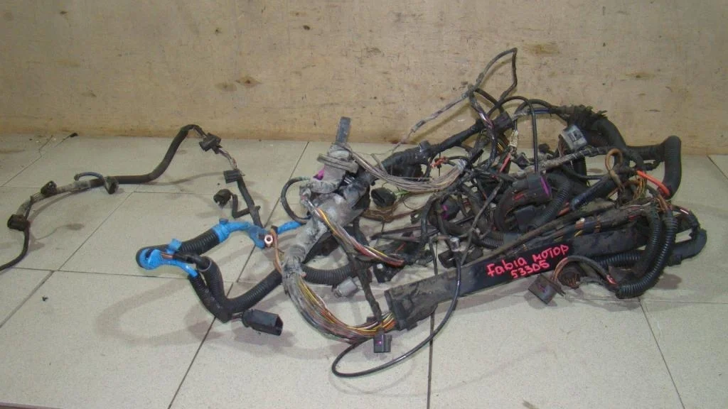 Проводка моторная Skoda Fabia 1 6Y