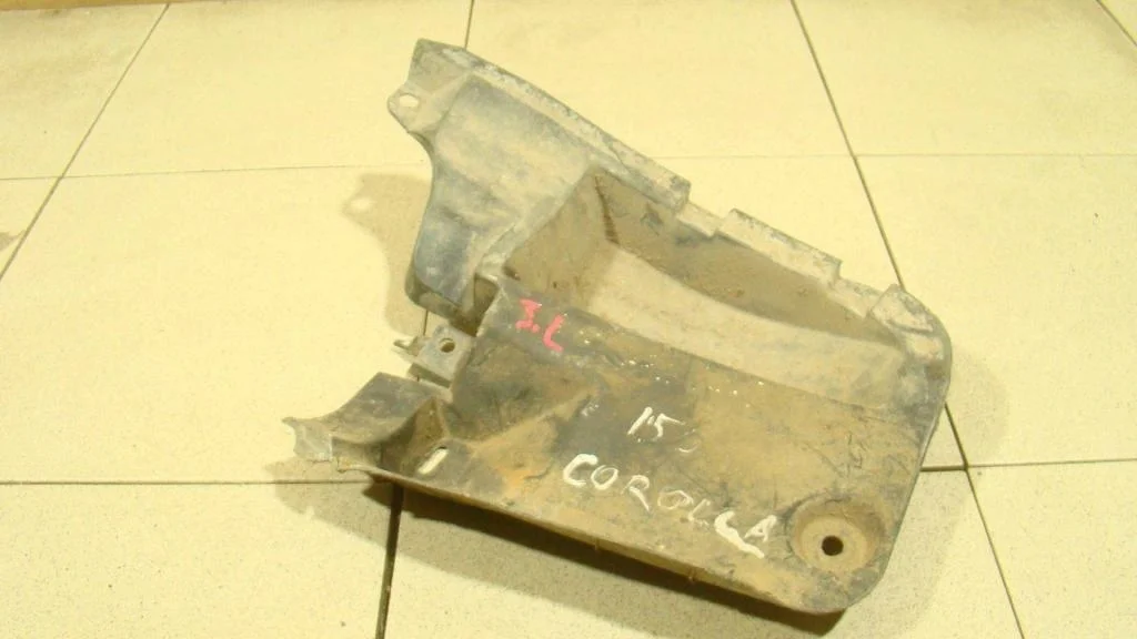 Пыльник наружный Toyota Corolla E150