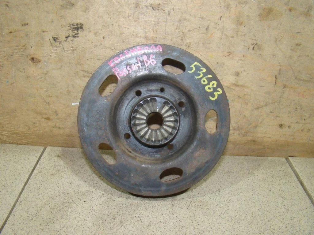 Шкив коленвала Volkswagen Passat B6