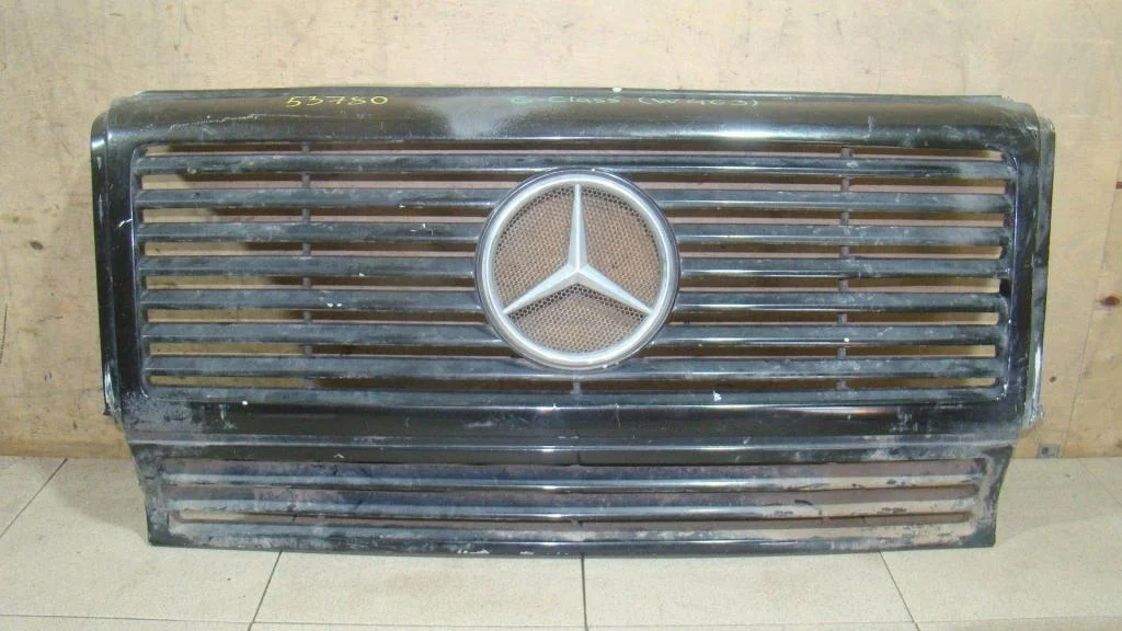 Решетка радиатора Mercedes-Benz G-Class W463