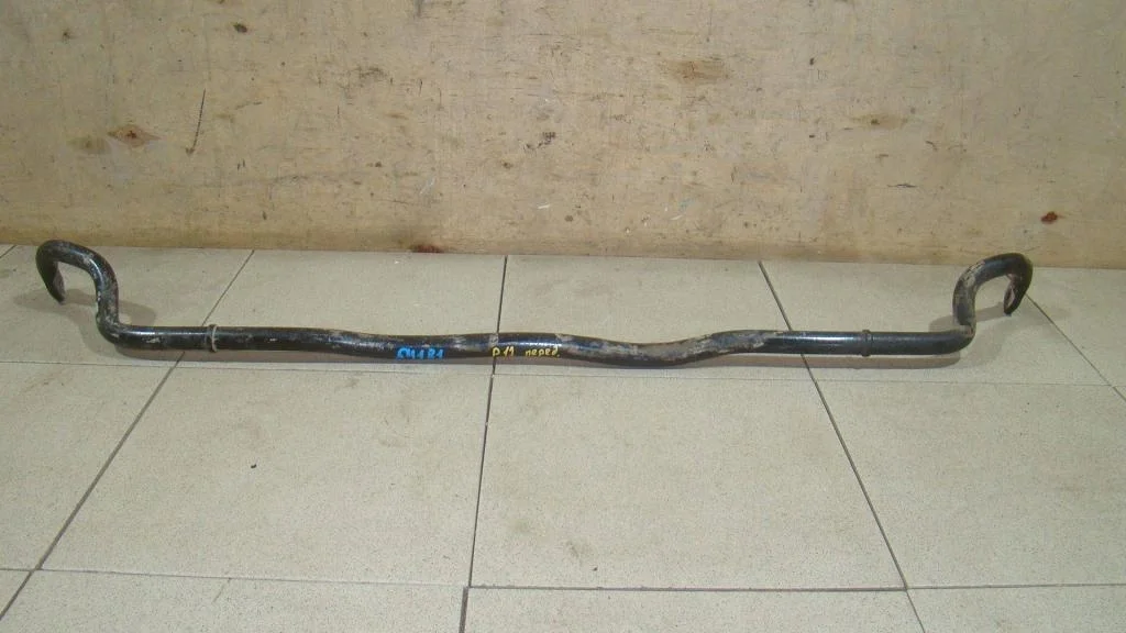 Стабилизатор передний Nissan Primera P12