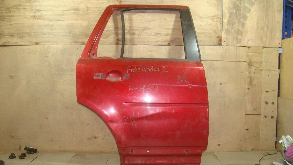 Дверь задняя правая Land Rover Freelander 2 L359