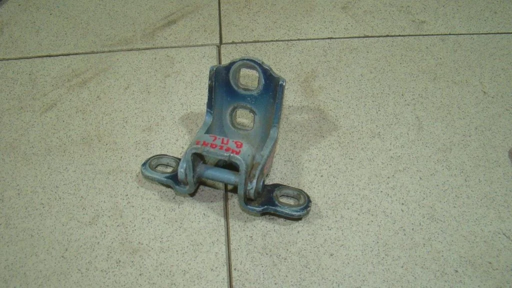 Петля двери Renault Megane 2