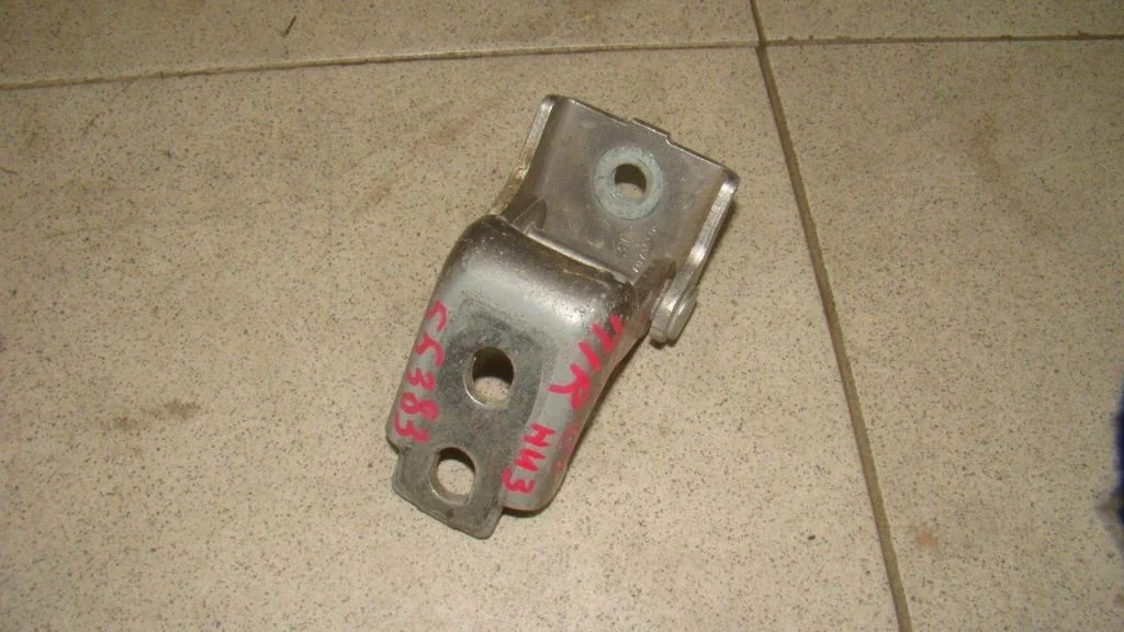 Петля двери Renault Megane 3