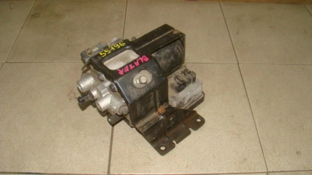 Блок abs Chevrolet Blazer 1997 S15