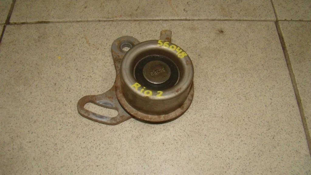 Ролик-натяжитель ремня грм Kia RIO 2 JB