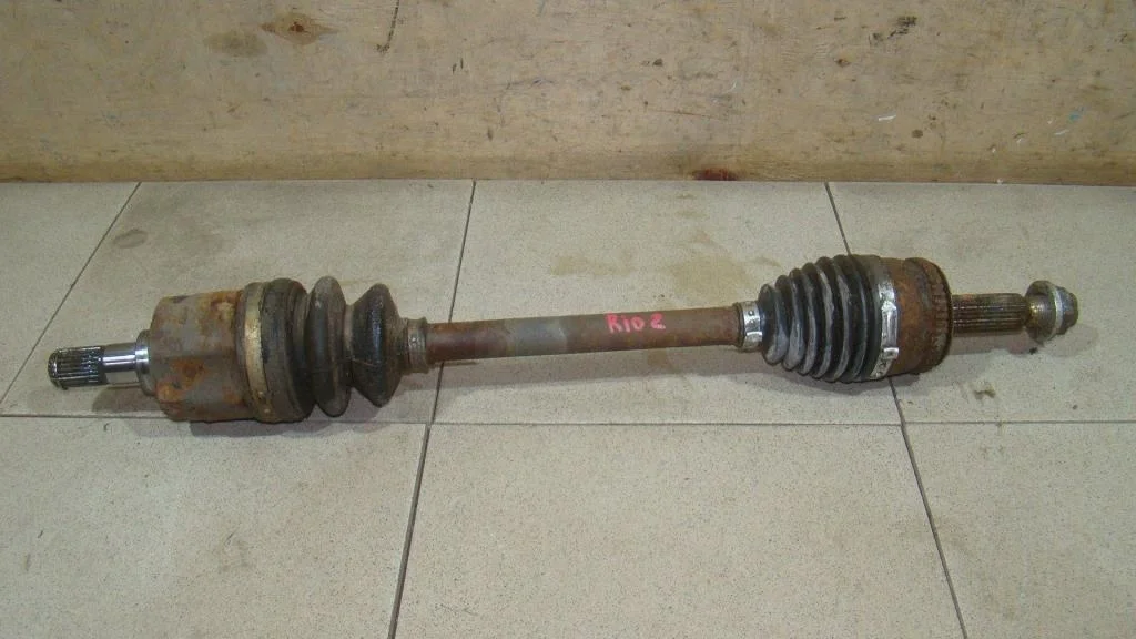 Полуось передняя левая Kia RIO 2 JB