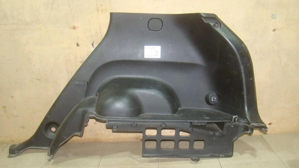 Обшивка багажника SsangYong Actyon 2 2012 CK