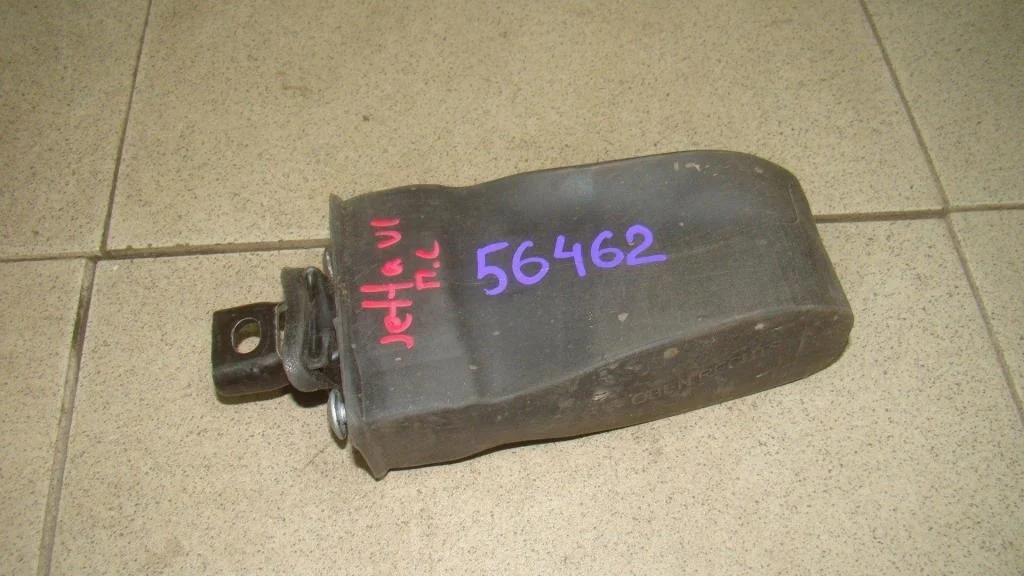 Ограничитель двери Volkswagen Jetta 2013 A6