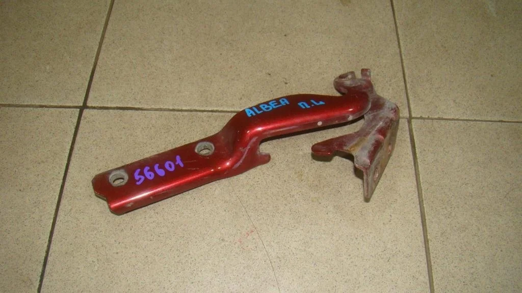 Петля капота левая Fiat Albea 178