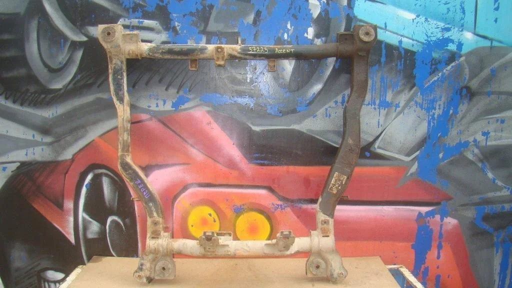 Подрамник Hyundai Accent LC