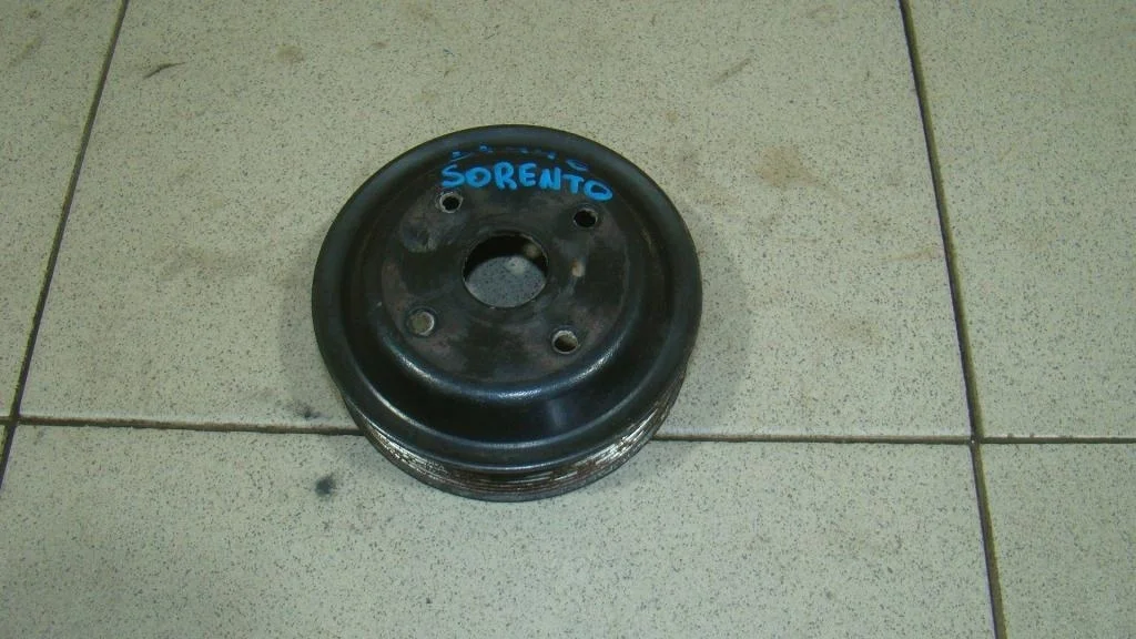Шкив помпы Kia Sorento 1 BL