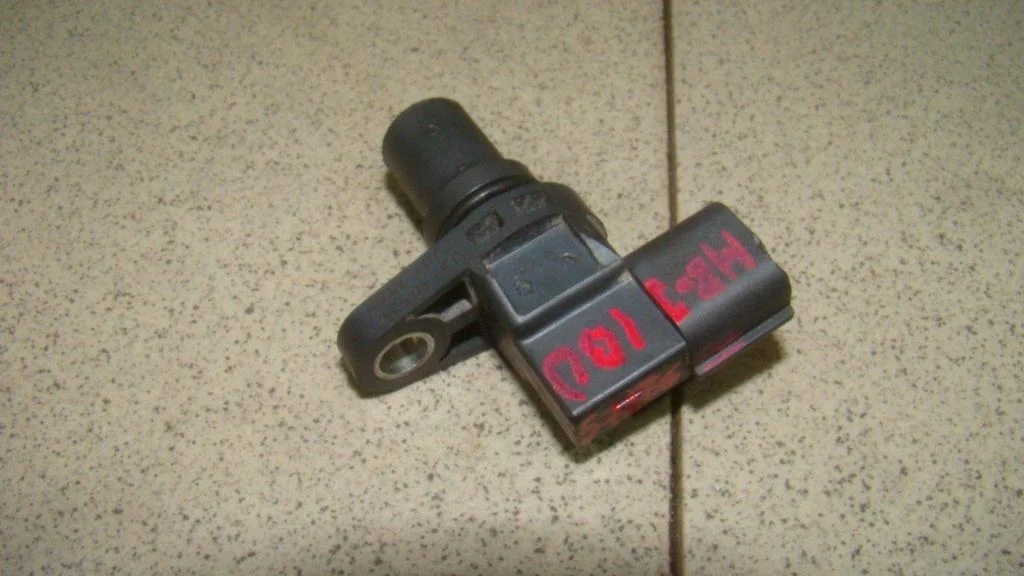 Датчик положения распредвала Mazda 3 BL