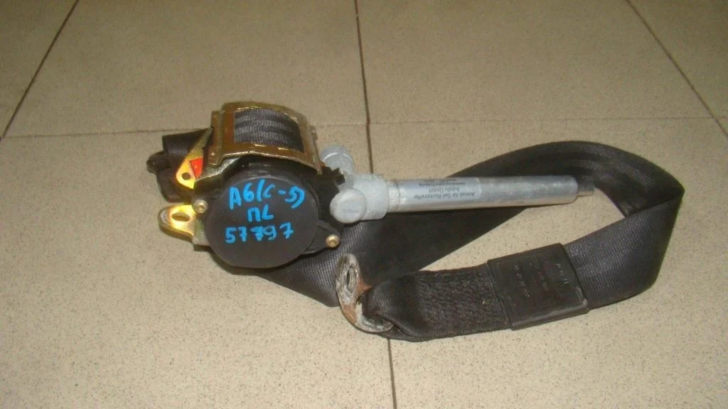 Ремень безопасности пиропатроном Audi A6 C5