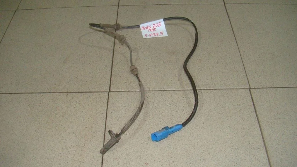 Датчик abs передний Peugeot 208 A9