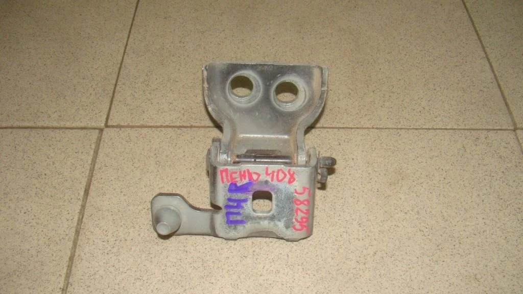 Петля двери передней правой нижняя Peugeot 408 2012 T7