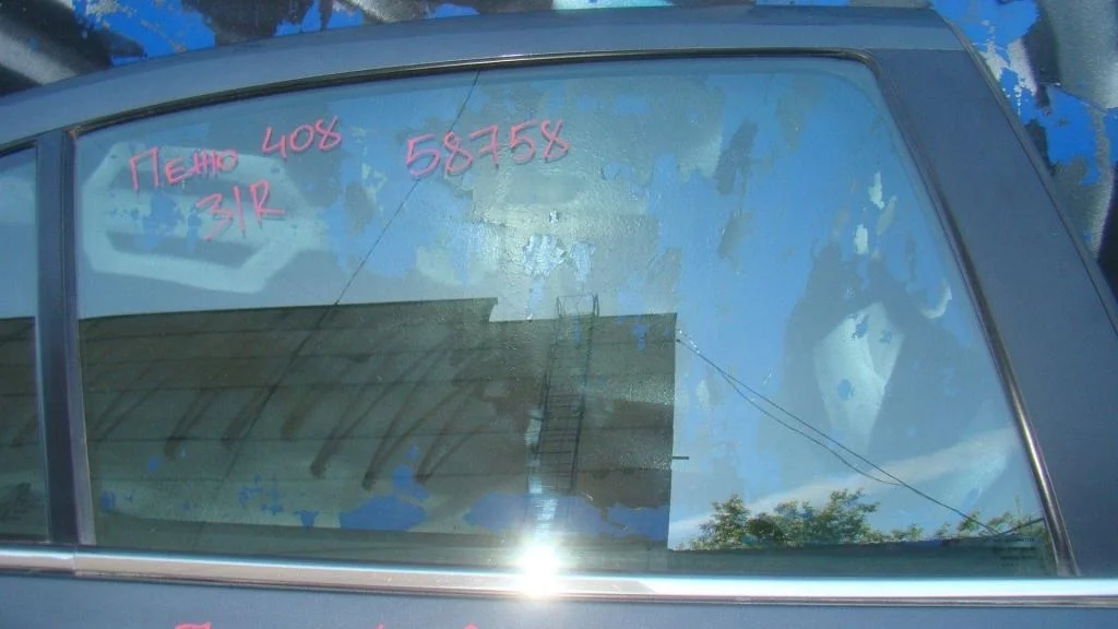 Стекло двери задней правой Peugeot 408 2012 T7