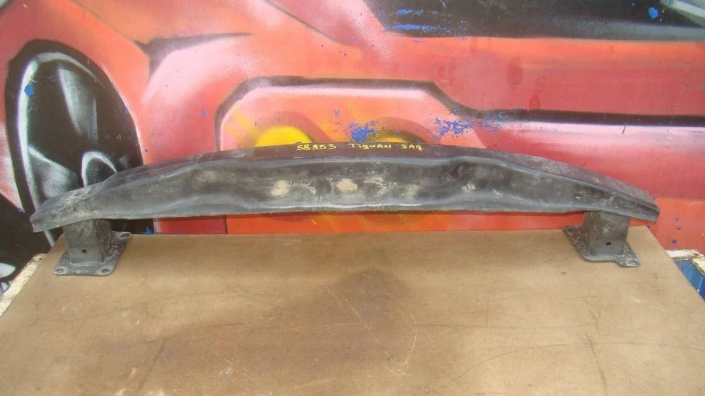 Усилитель заднего бампера Volkswagen Tiguan 1 2012 NF