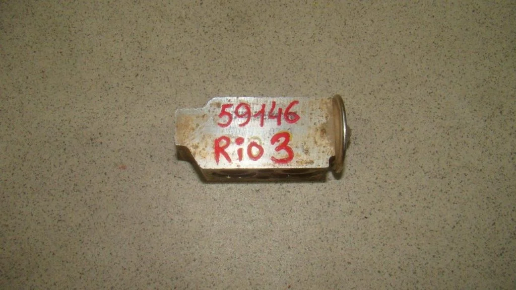 Клапан кондиционера Kia RIO 3 UB, QB