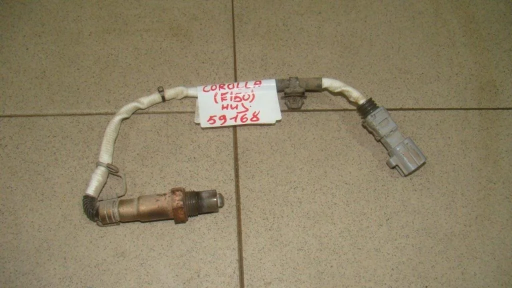 Датчик кислородный Toyota Corolla E150